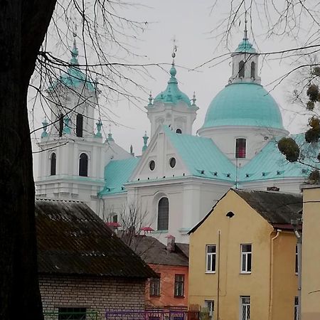 Ferienwohnung Vydatny Adpachynak Hrodna Exterior foto